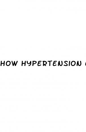 how hypertension cause placental abruption