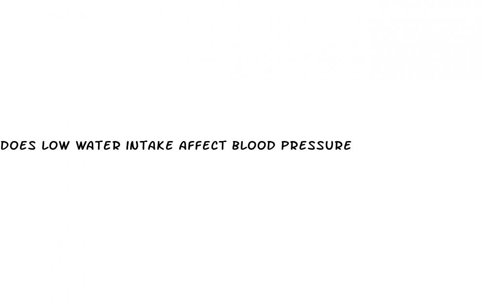 does low water intake affect blood pressure
