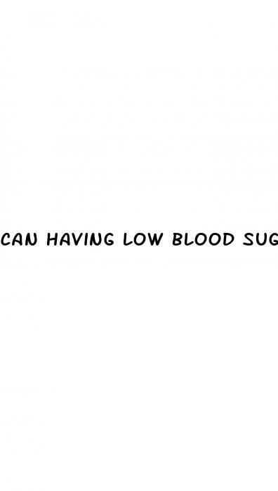 can having low blood sugar make you throw up