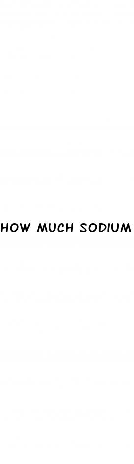 how much sodium per day to lower blood pressure